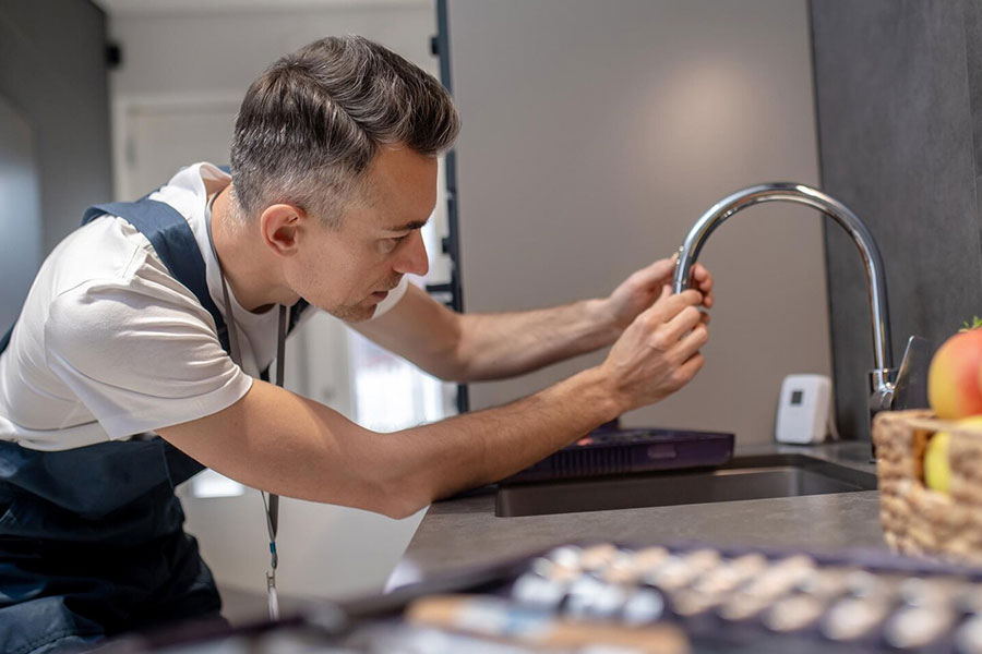 Hire Plumbers in Glasgow